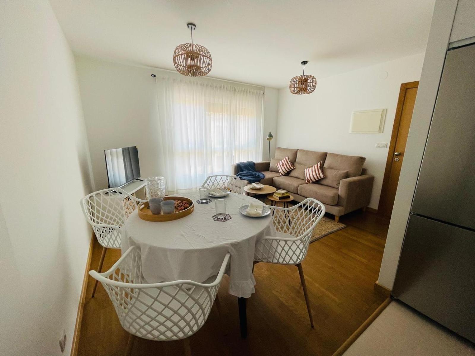 Apartamento Beirada 1 En Porto De Portocubelo Con Parking Lira  Ngoại thất bức ảnh